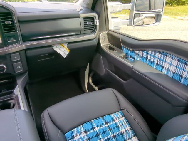 2025 Ford Super Duty F-250 SRW LARIAT Appleton WI