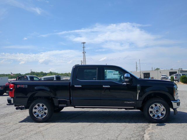 2025 Ford Super Duty F-250 SRW LARIAT Appleton WI