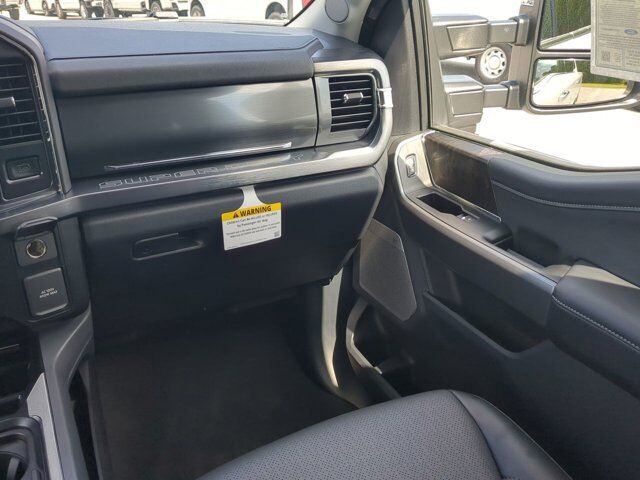2025 Ford Super Duty F-250 SRW LARIAT Appleton WI