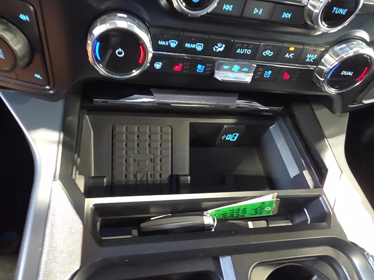 2025 Ford Super Duty F-250 SRW LARIAT Sand Lake NY