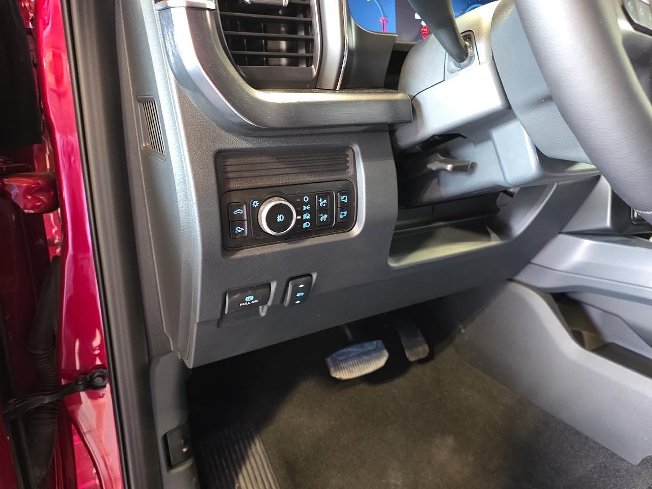 2025 Ford Super Duty F-250 SRW LARIAT Sand Lake NY