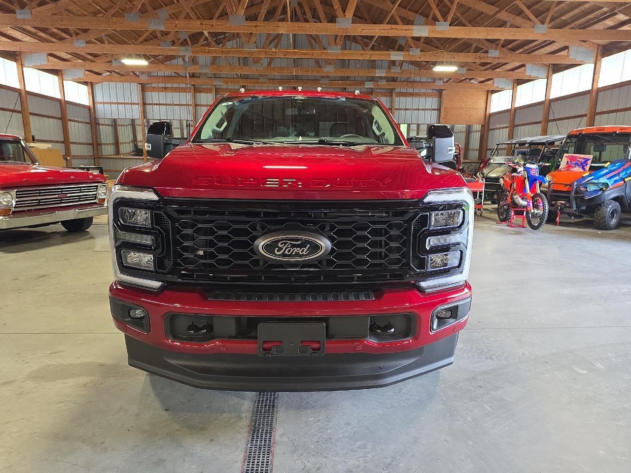 2025 Ford Super Duty F-250 SRW LARIAT Sand Lake NY
