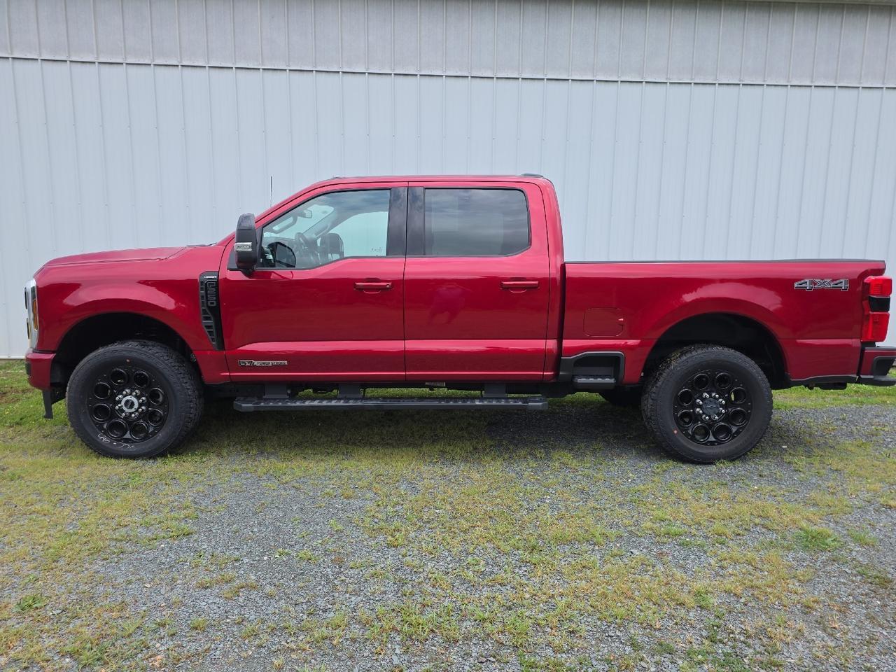 2025 Ford Super Duty F-250 SRW LARIAT Sand Lake NY