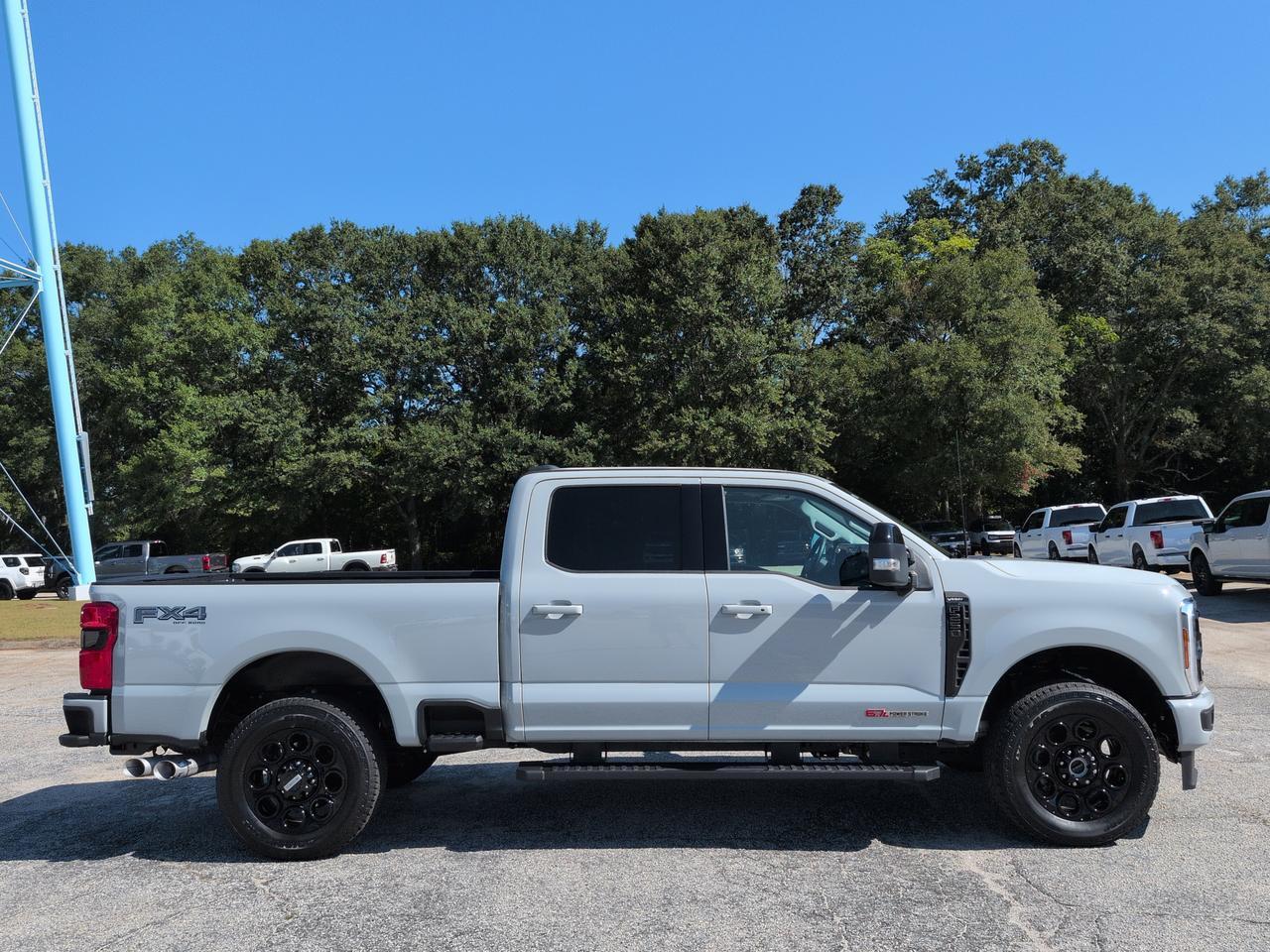 2025 Ford Super Duty F-250 SRW LARIAT