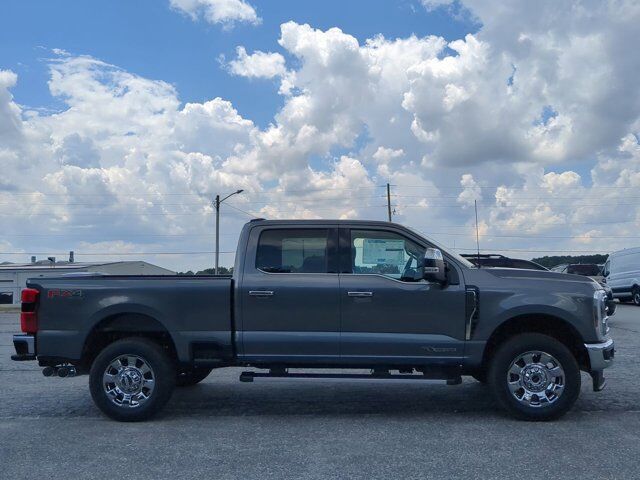 2025 Ford Super Duty F-250 SRW LARIAT