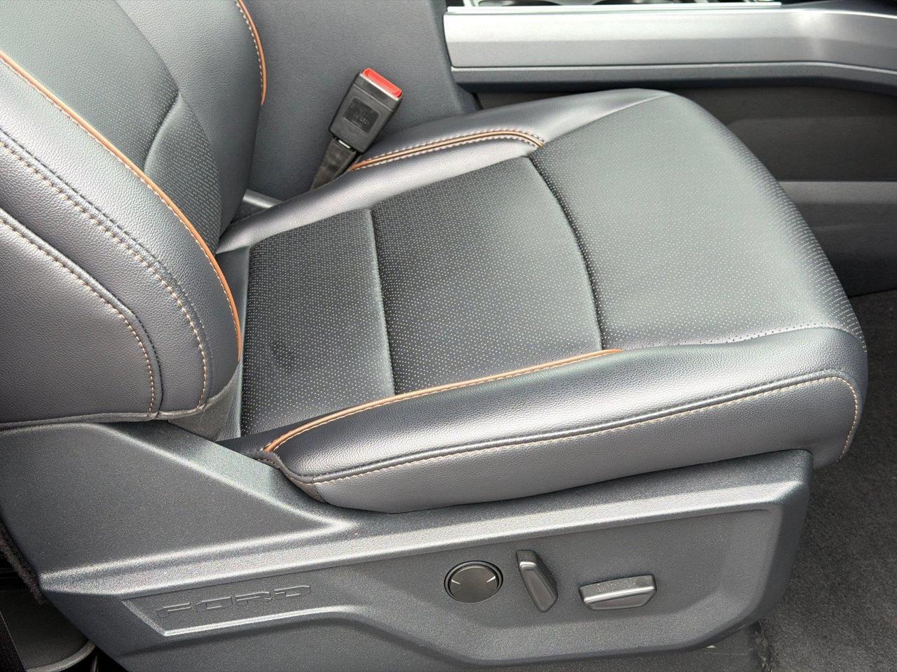 2025 Ford Super Duty F-250 SRW LARIAT Hagerstown MD