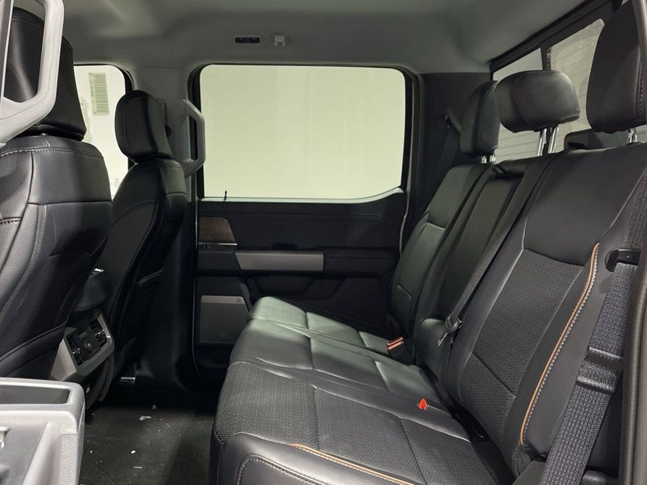 2025 Ford Super Duty F-250 SRW Lariat Sherwood Park AB