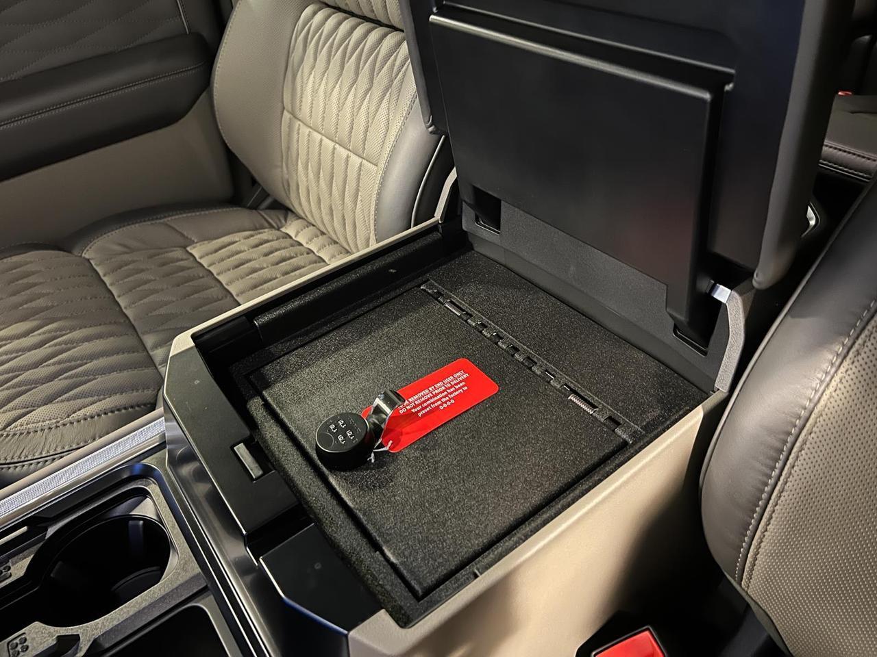 2025 Ford Super Duty F-250 SRW Platinum Parker CO