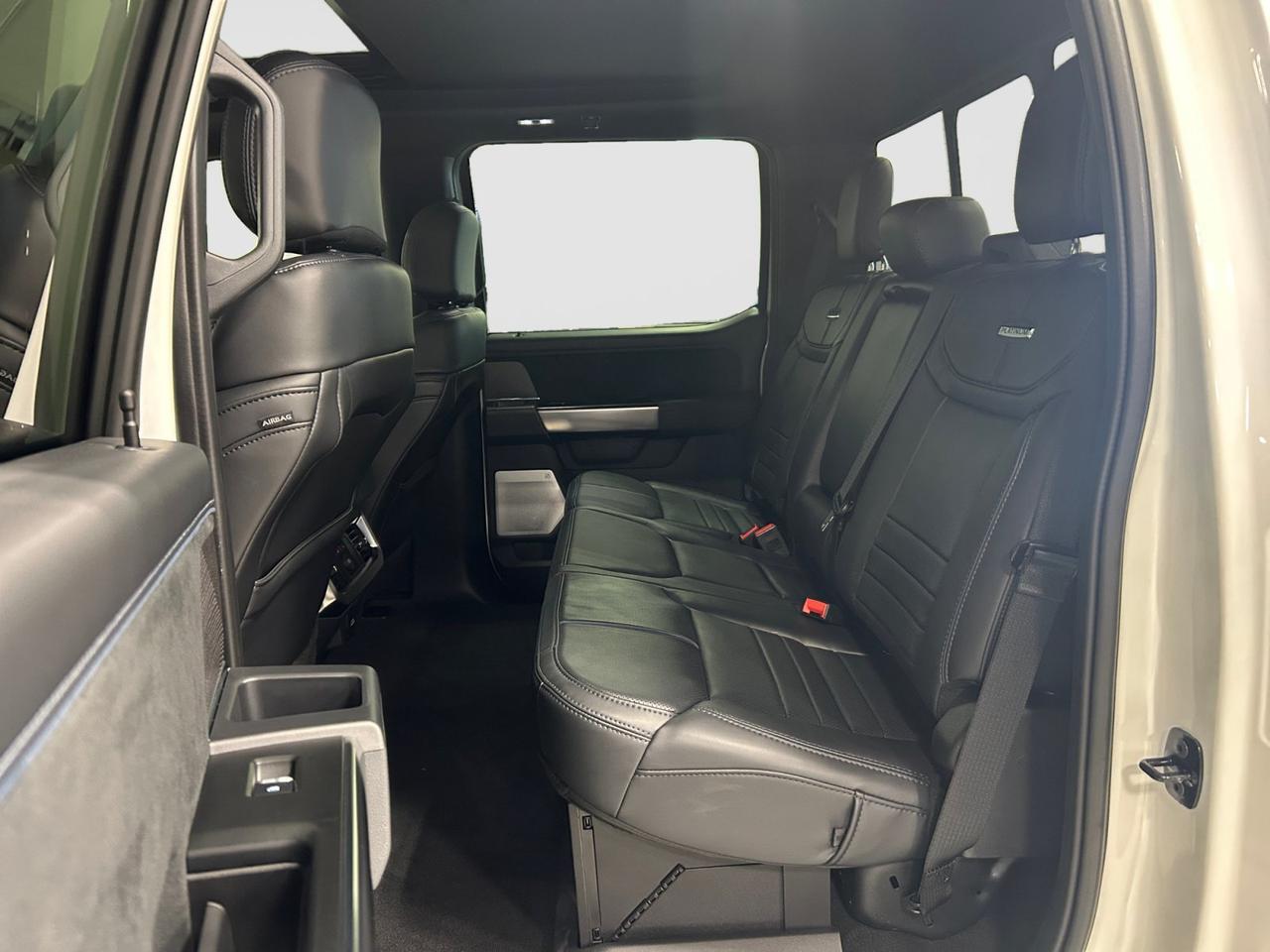 2025 Ford Super Duty F-250 SRW Platinum New Braunfels TX