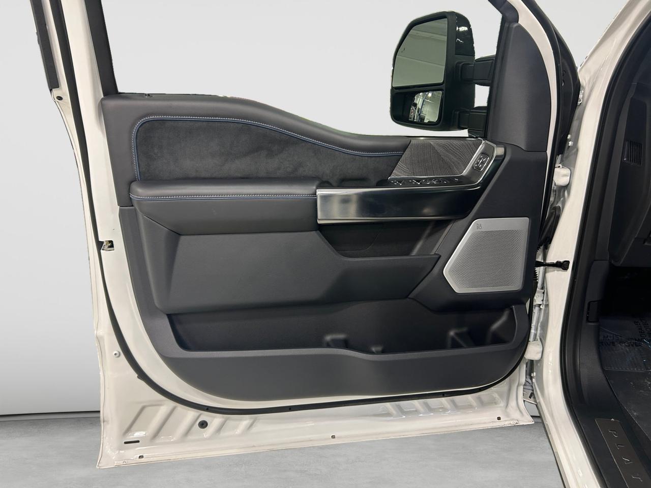 2025 Ford Super Duty F-250 SRW Platinum New Braunfels TX