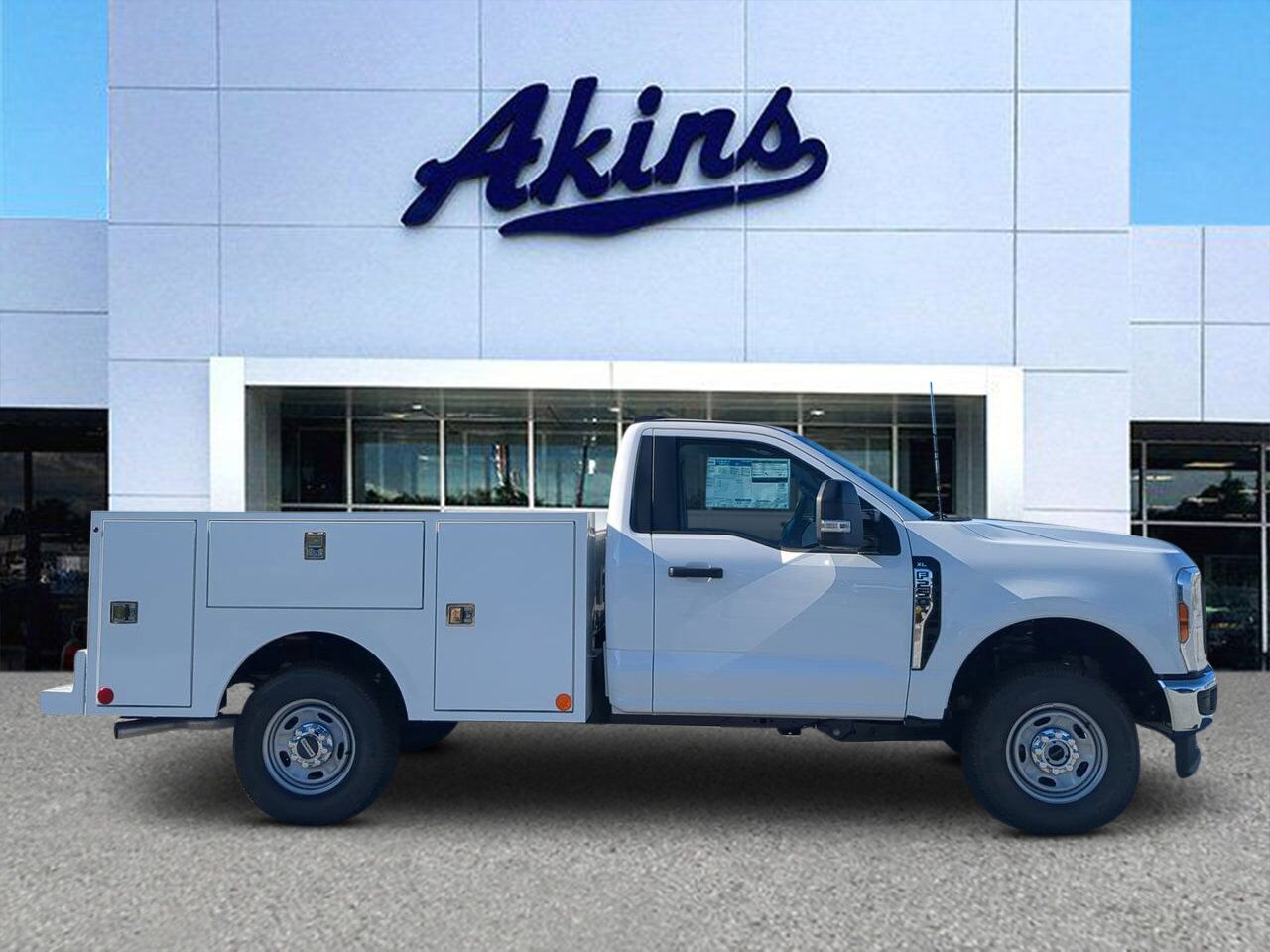 2025 Ford Super Duty F-250 SRW SERVICE BODY Winder GA