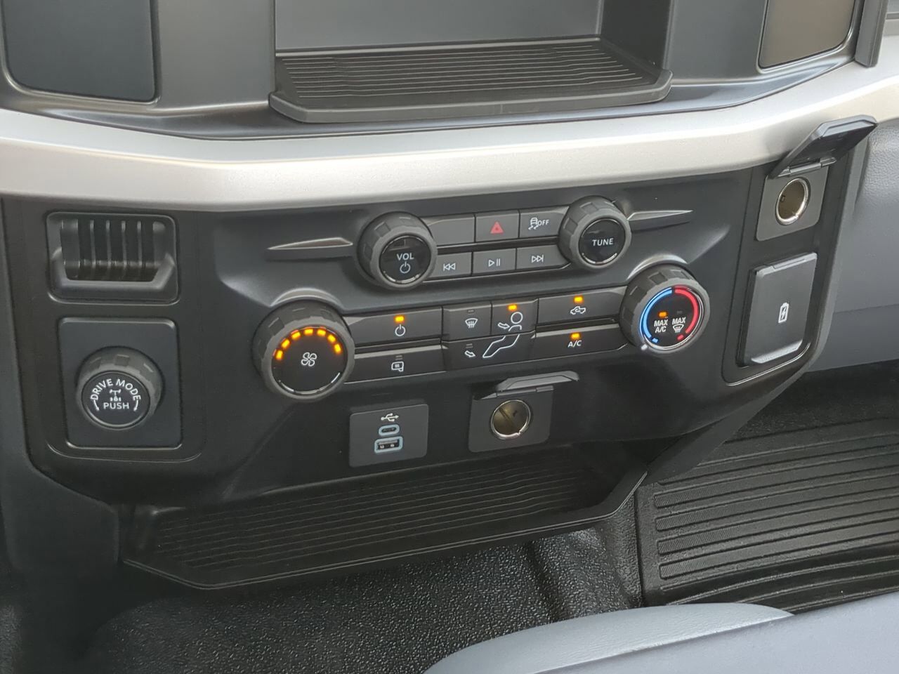 2025 Ford Super Duty F-250 SRW Service Body Winder GA