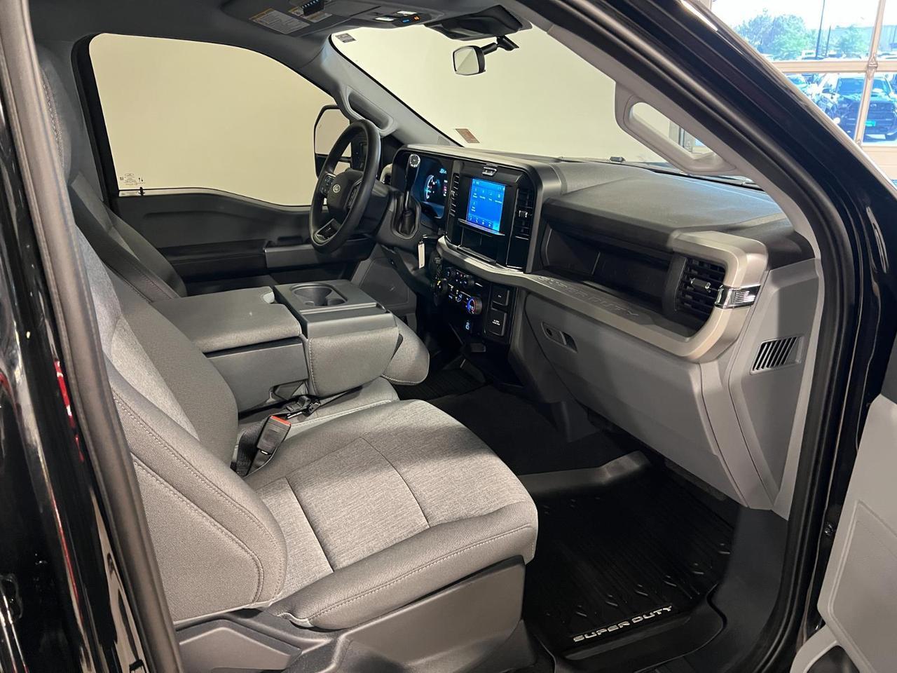 2025 Ford Super Duty F-250 SRW XL Parker CO