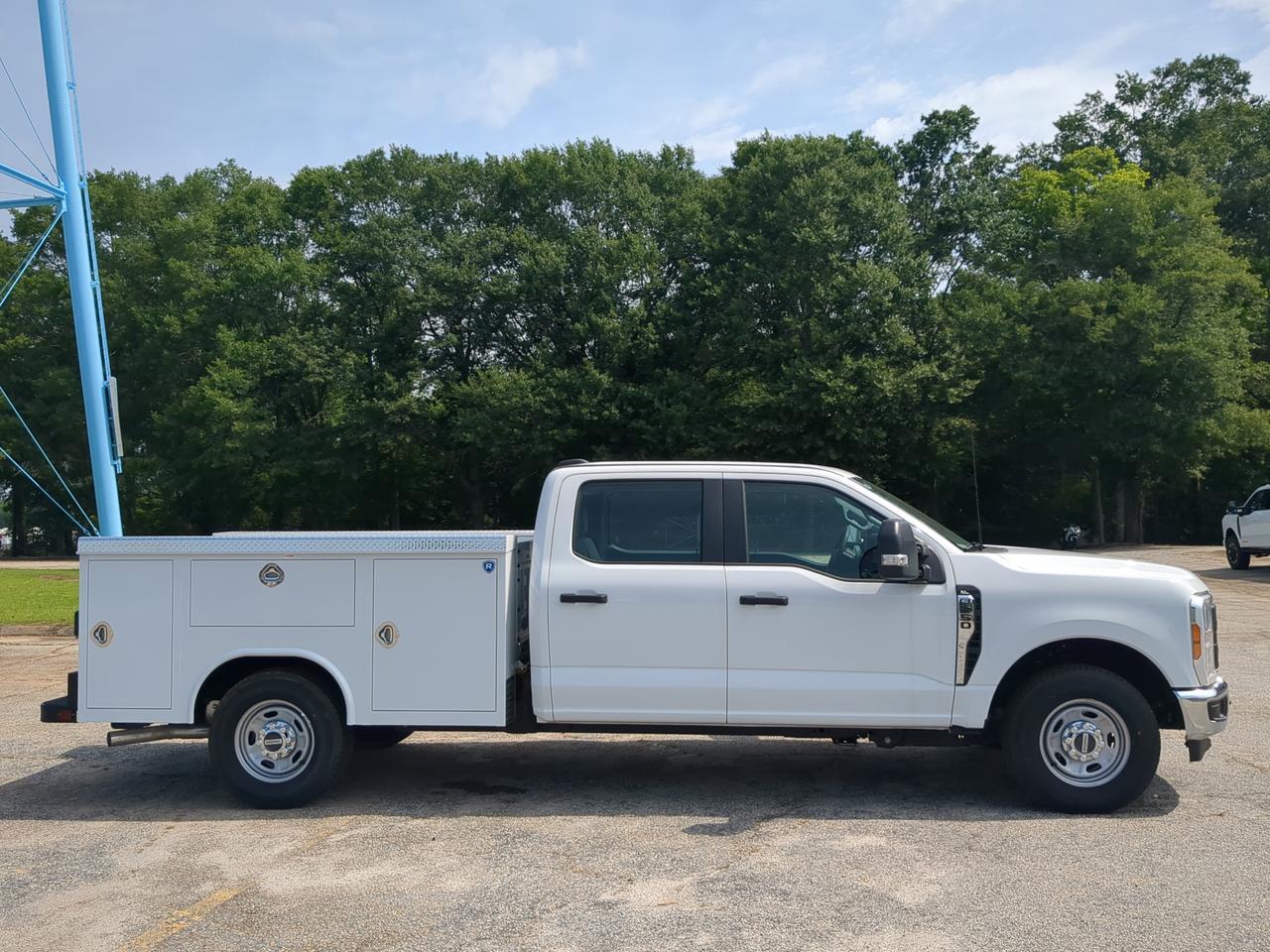 2025 Ford Super Duty F-250 SRW XL