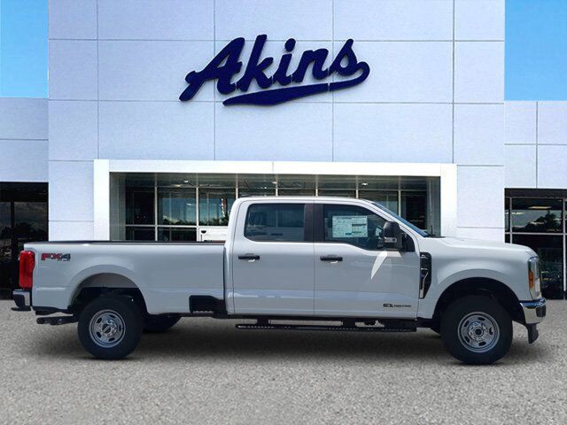 2025 Ford Super Duty F-250 SRW XL