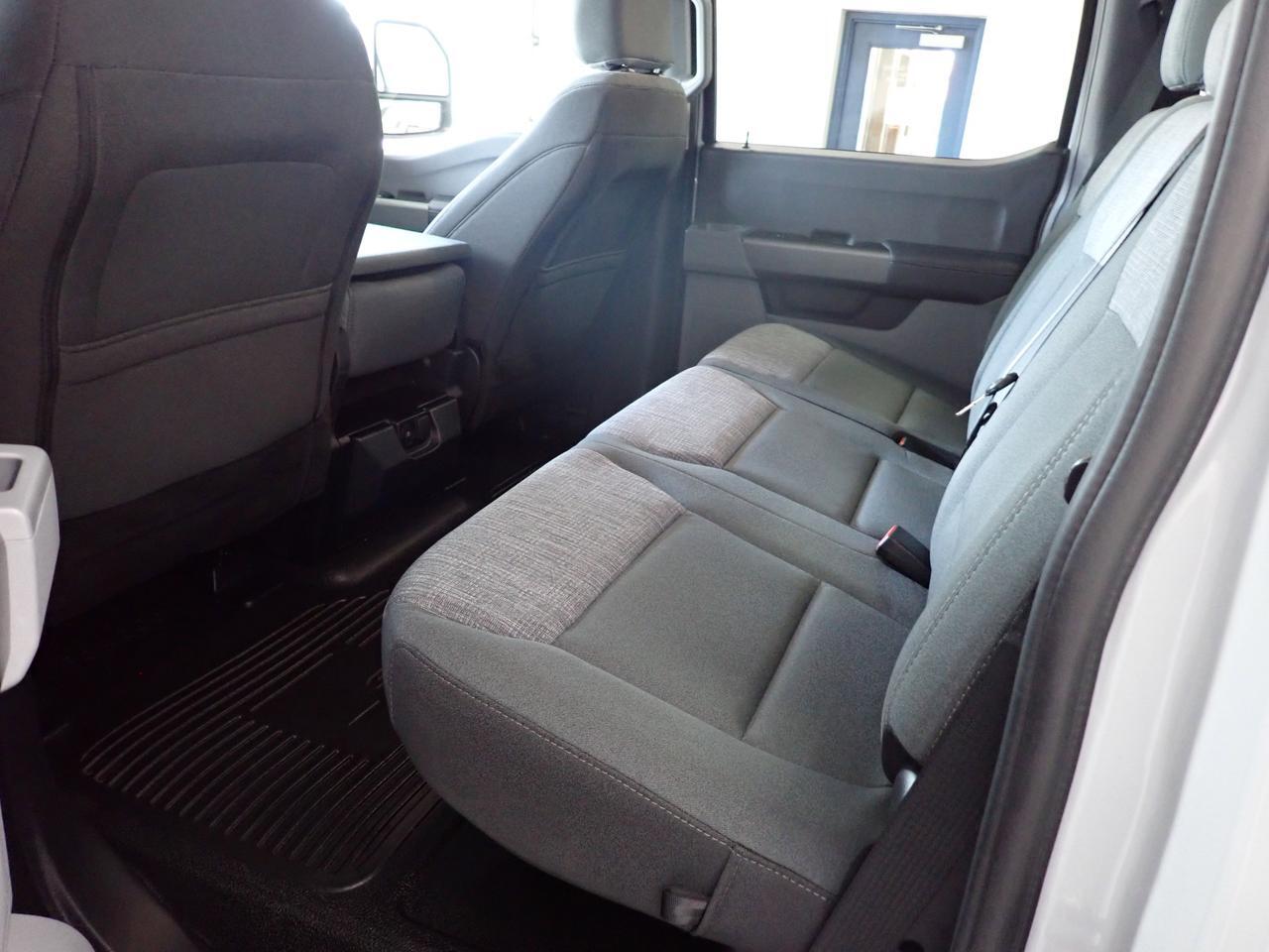 2025 Ford Super Duty F-250 SRW XLT CREW CAB 4WD 8' BOX Listowel ON