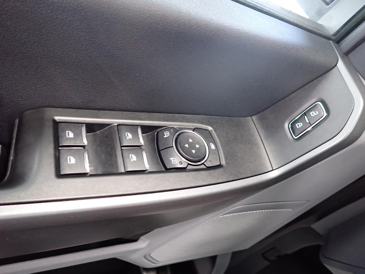 2025 Ford Super Duty F-250 SRW XLT CREW CAB 4WD 8' BOX Listowel ON