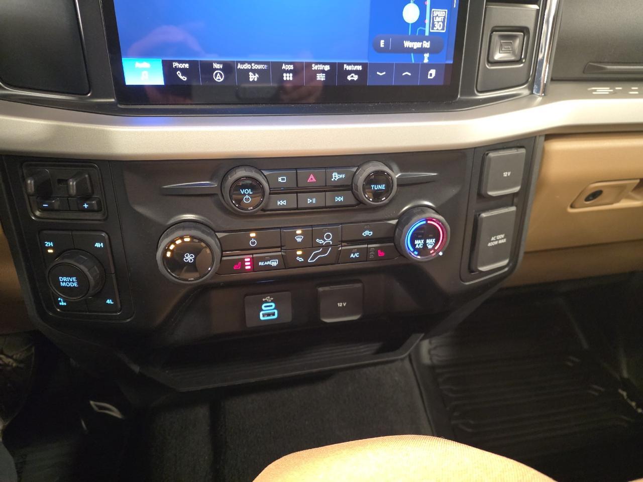 2025 Ford Super Duty F-250 SRW XLT Sand Lake NY