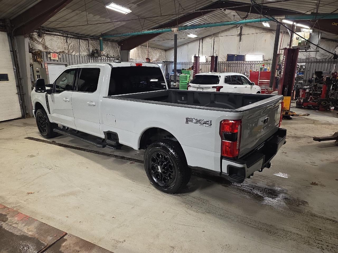 2025 Ford Super Duty F-250 SRW XLT Sand Lake NY