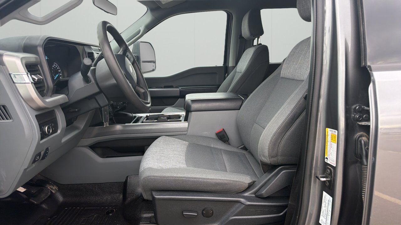2025 Ford Super Duty F-250 SRW XLT Sherwood Park AB