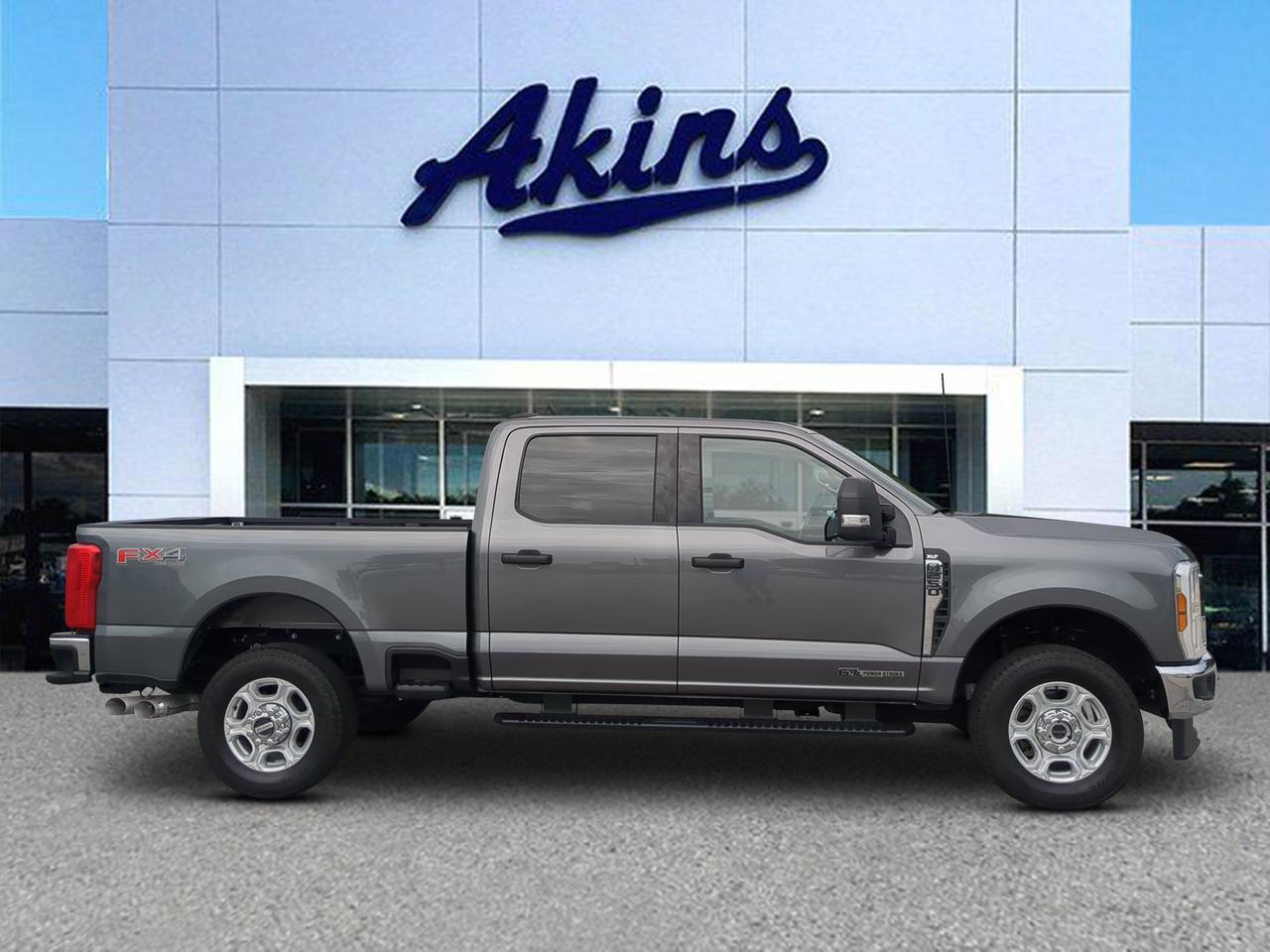 2025 Ford Super Duty F-250 SRW XLT