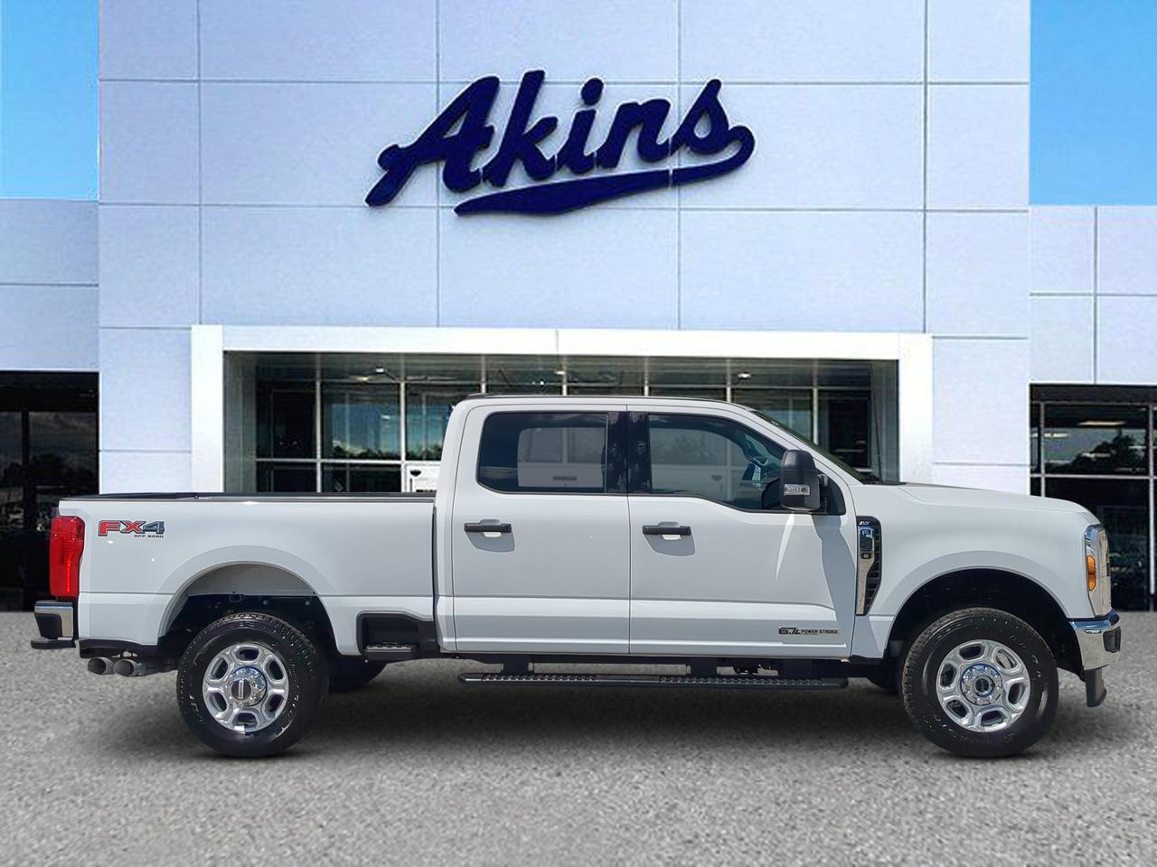2025 Ford Super Duty F-250 SRW XLT
