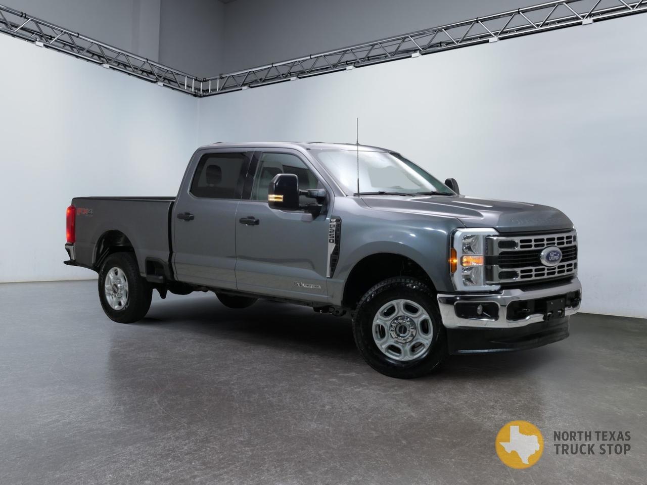 2025 Ford Super Duty F-250 XLT FX4 6.7L Power Stroke 4x4