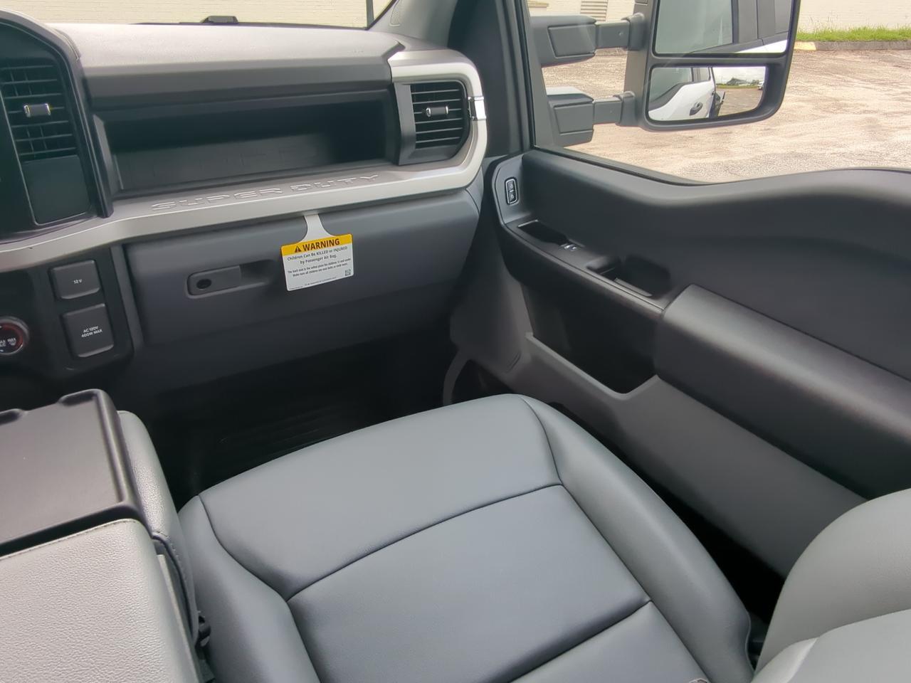 2025 Ford Super Duty F-350 DRW Appleton WI