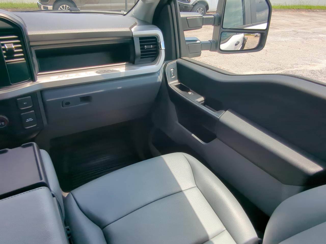 2025 Ford Super Duty F-350 DRW Appleton WI