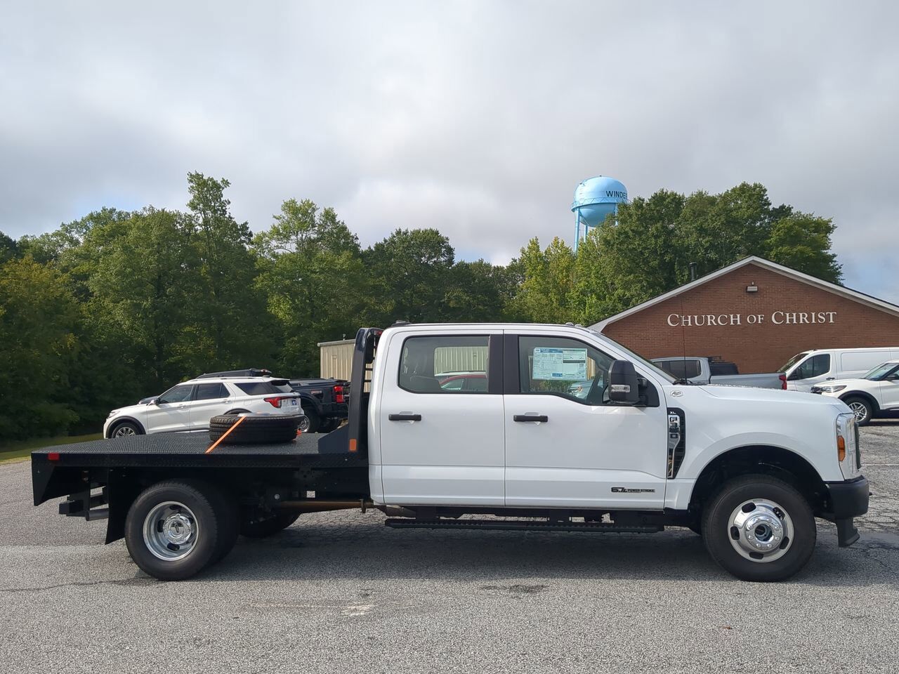 2025 Ford Super Duty F-350 DRW FLATBED Winder GA