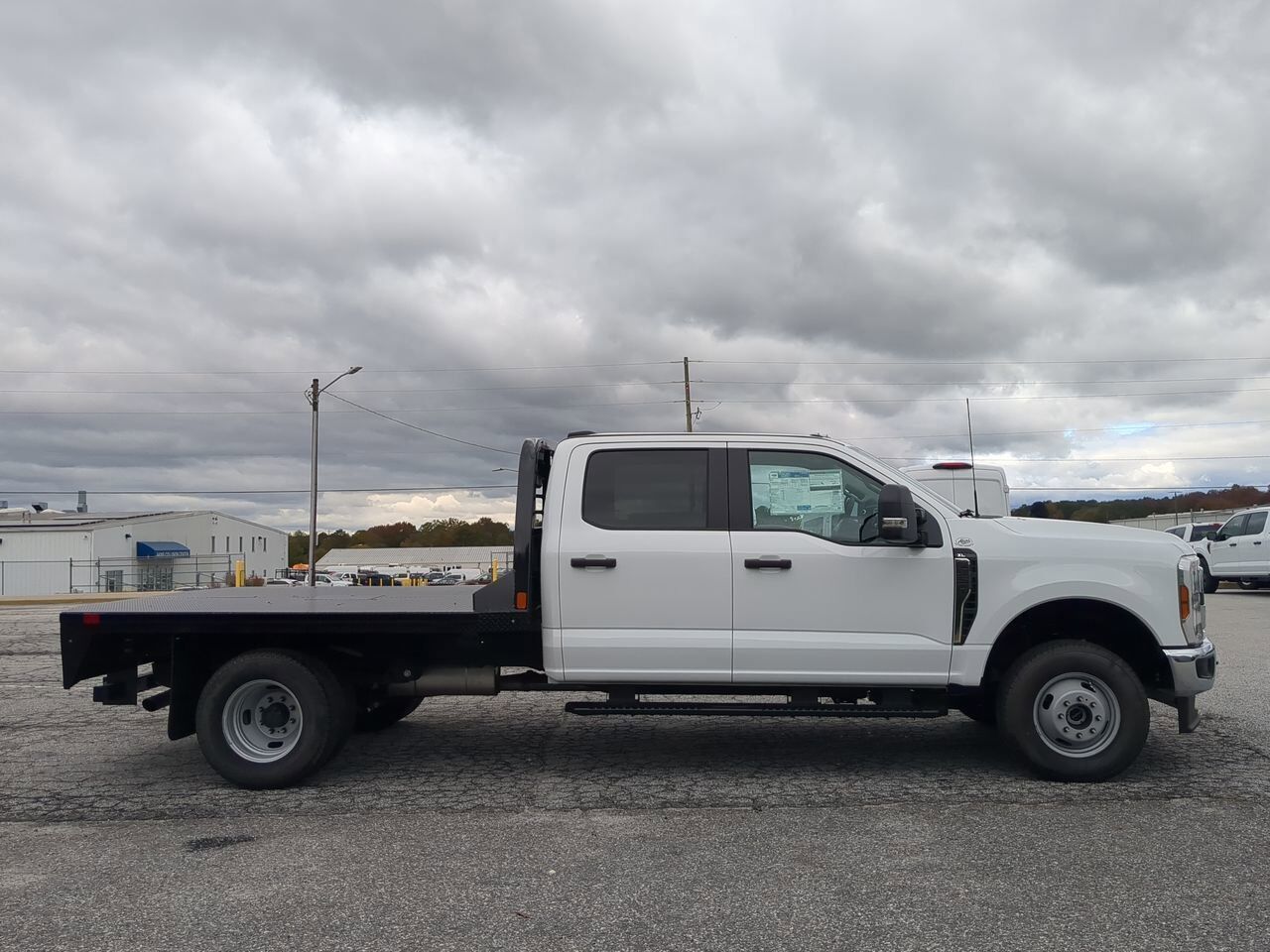 2025 Ford Super Duty F-350 DRW Flat Bed Winder GA
