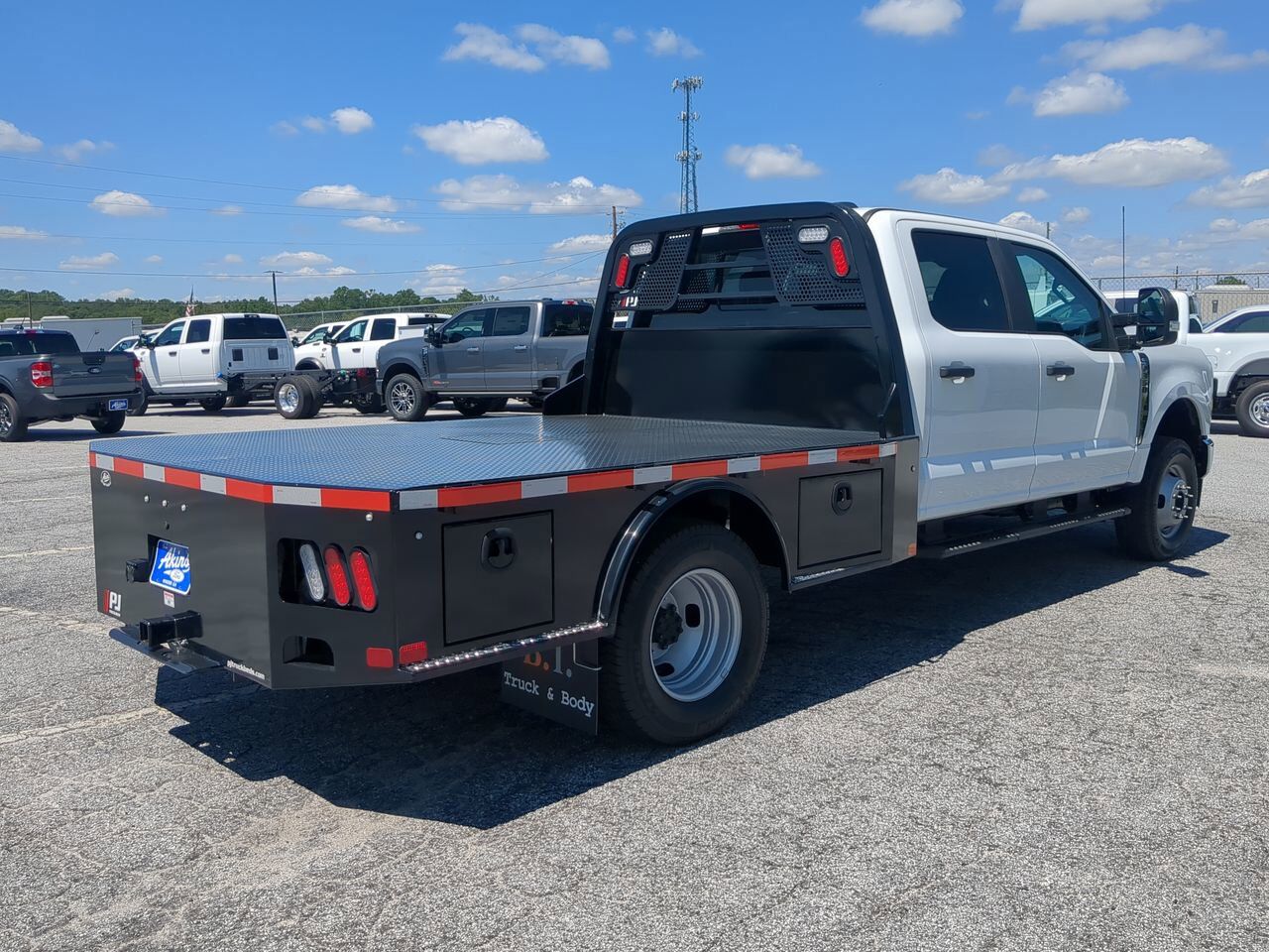 2025 Ford Super Duty F-350 DRW Flat Bed Winder GA