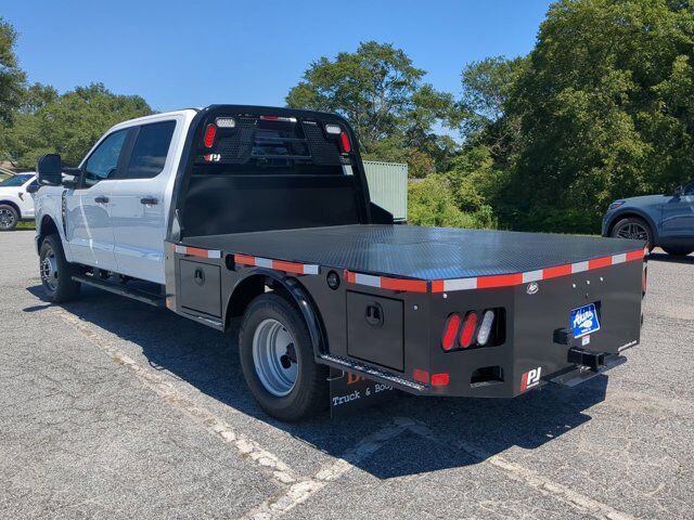 2025 Ford Super Duty F-350 DRW Flat Bed Winder GA