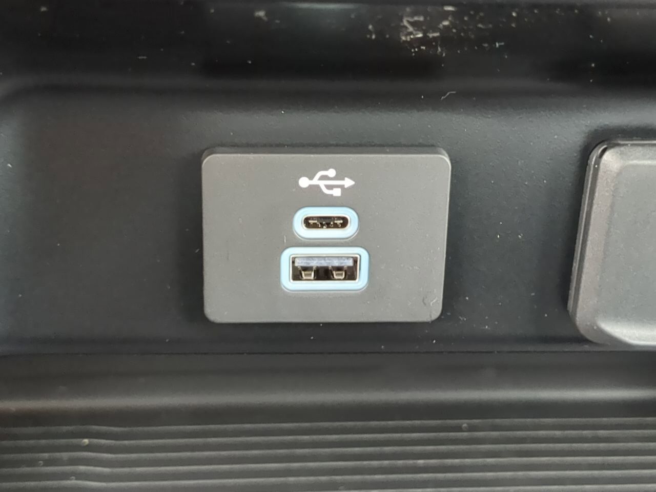 2025 Ford Super Duty F-350 DRW Flat Bed Winder GA