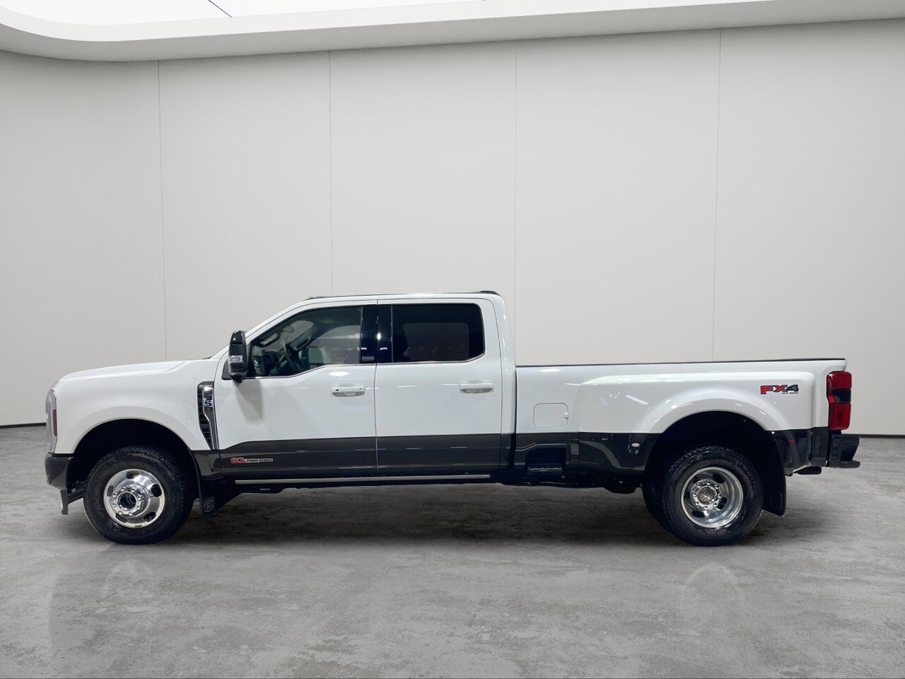2025 Ford Super Duty F-350 DRW King Ranch Sherwood Park AB