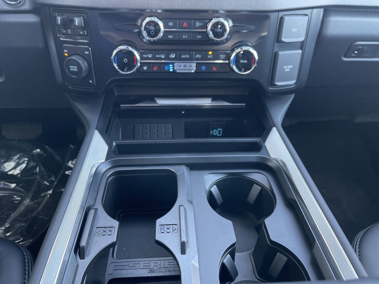 2025 Ford Super Duty F-350 DRW Platinum Sherwood Park AB
