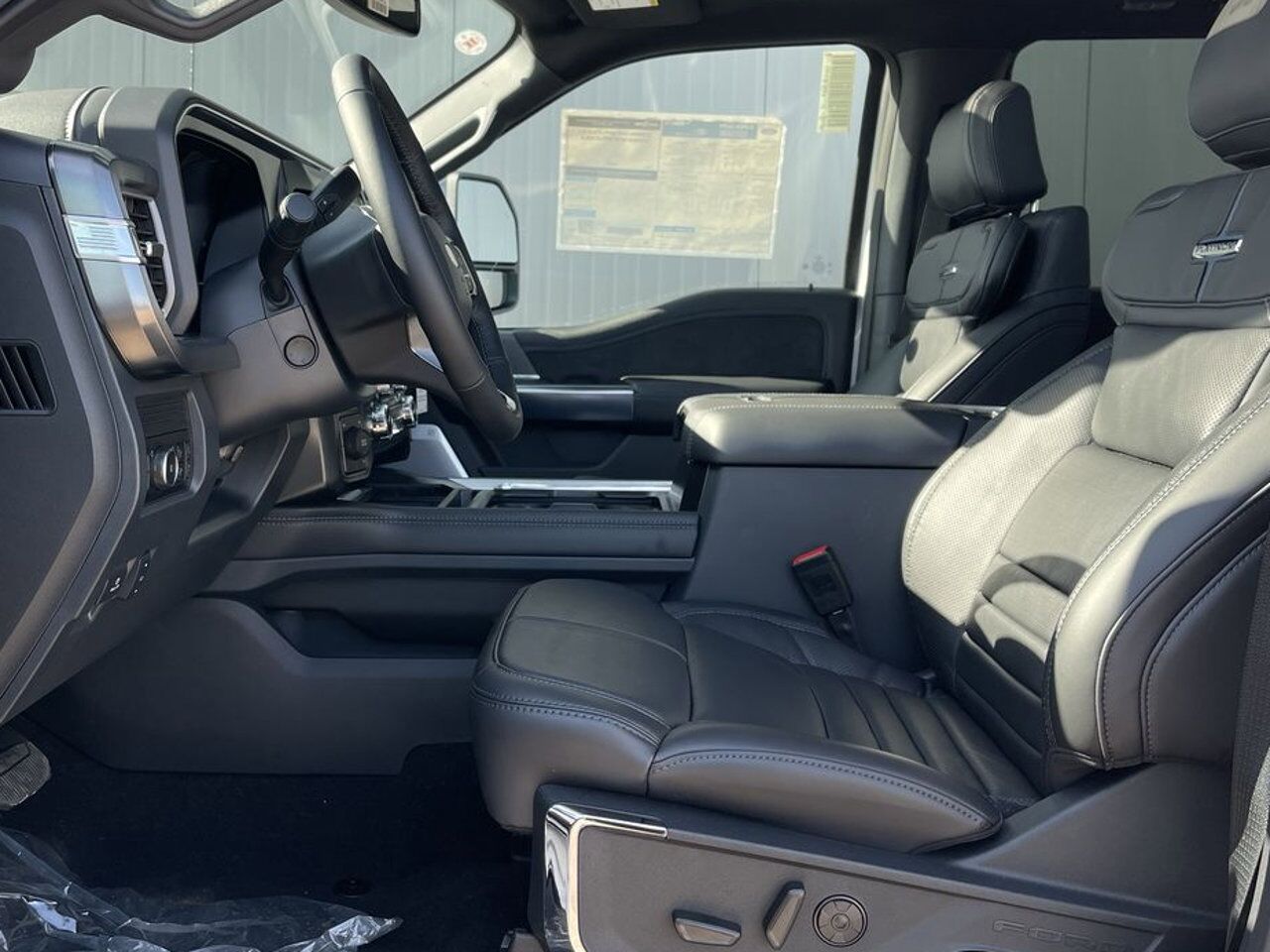 2025 Ford Super Duty F-350 DRW Platinum Sherwood Park AB