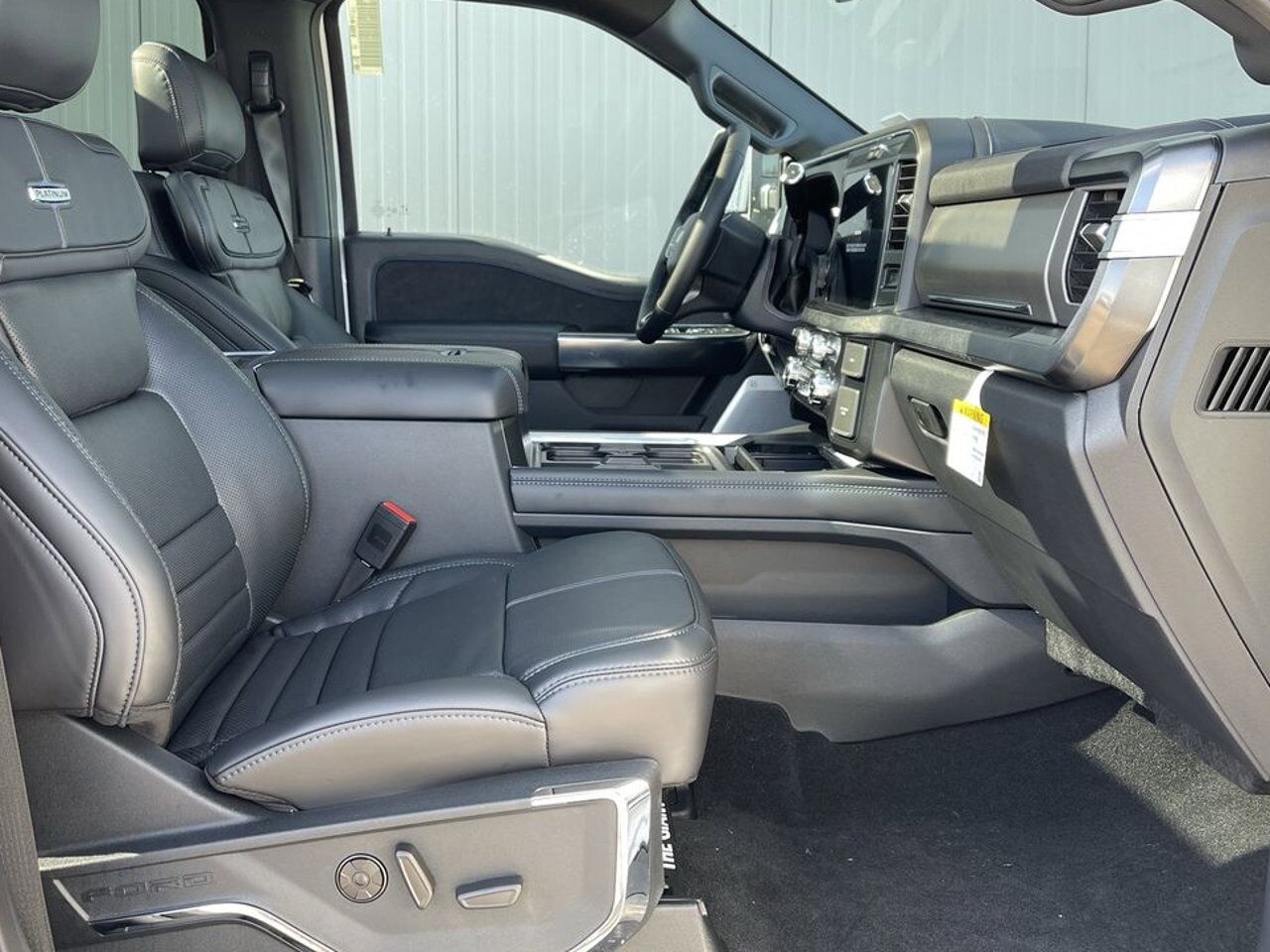 2025 Ford Super Duty F-350 DRW Platinum Sherwood Park AB