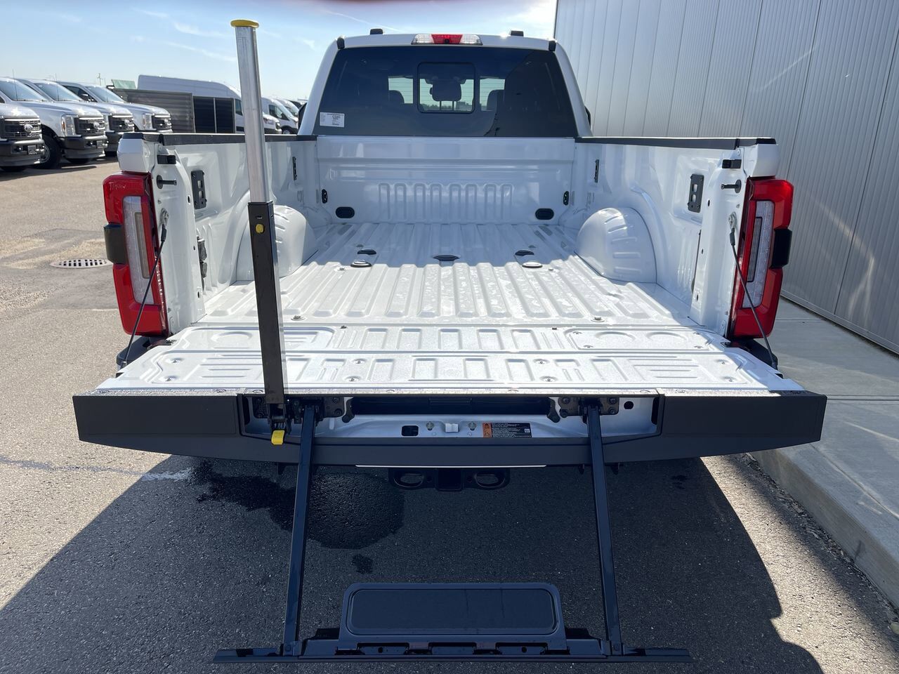 2025 Ford Super Duty F-350 DRW Platinum Sherwood Park AB