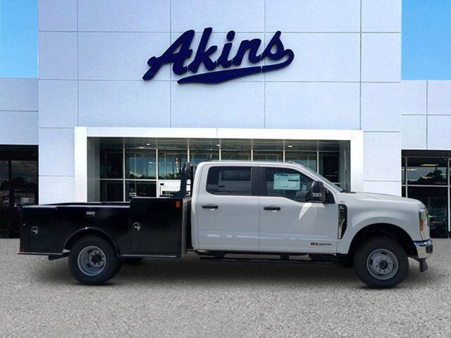 2025 Ford Super Duty F-350 DRW Service Body Appleton WI