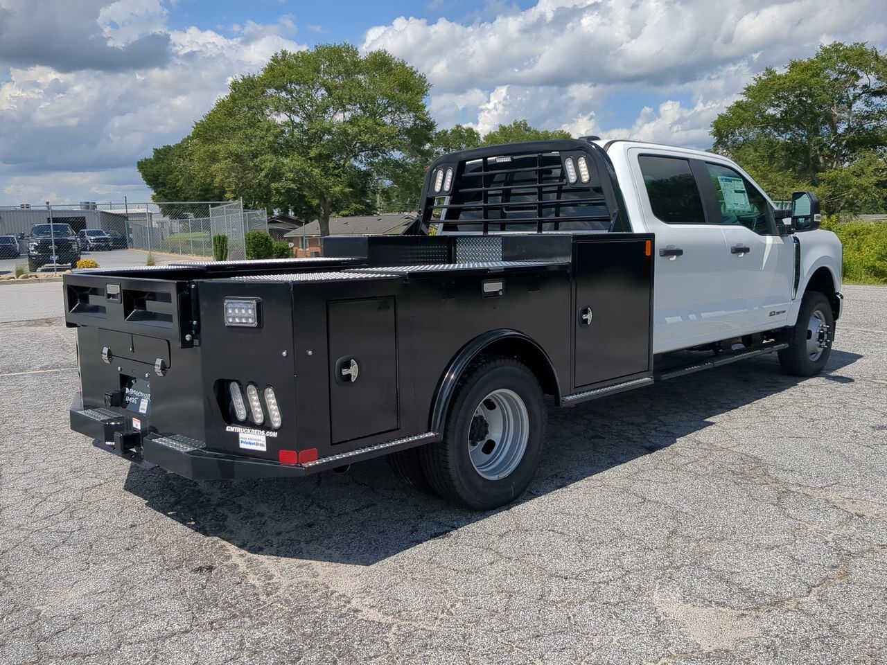 2025 Ford Super Duty F-350 DRW Service Body Winder GA