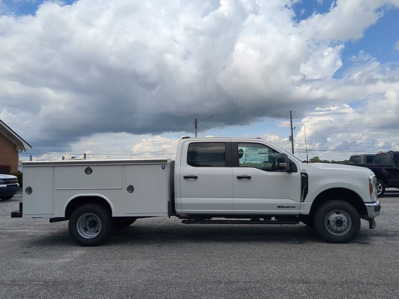 2025 Ford Super Duty F-350 DRW Service Body Winder GA