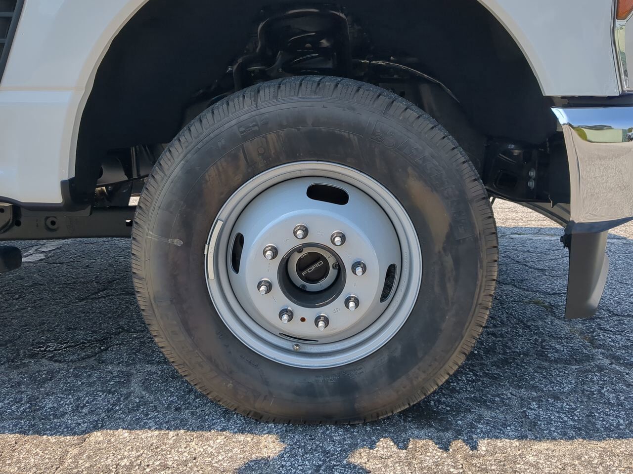 2025 Ford Super Duty F-350 DRW Service Body Winder GA