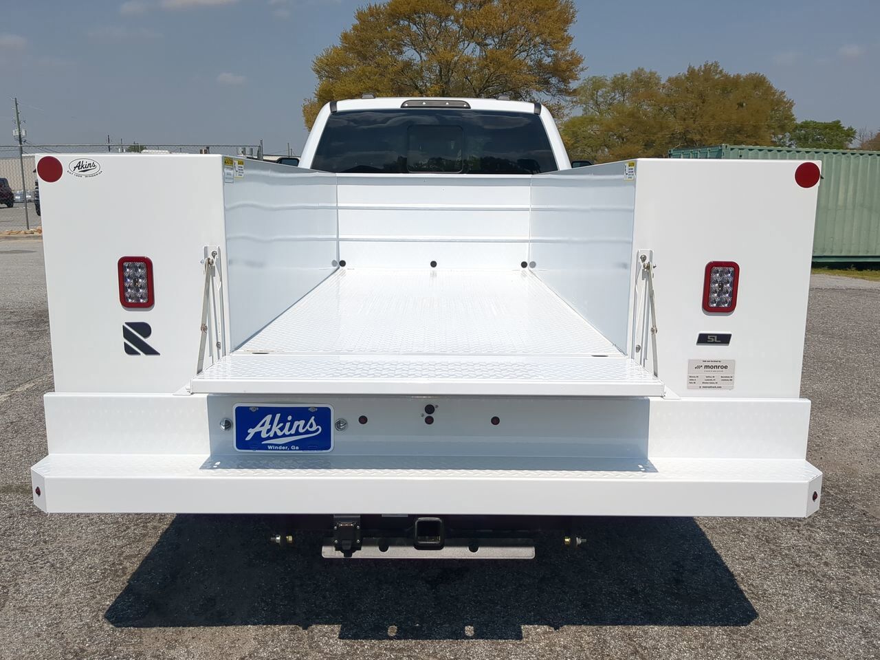 2025 Ford Super Duty F-350 DRW Service Body Winder GA