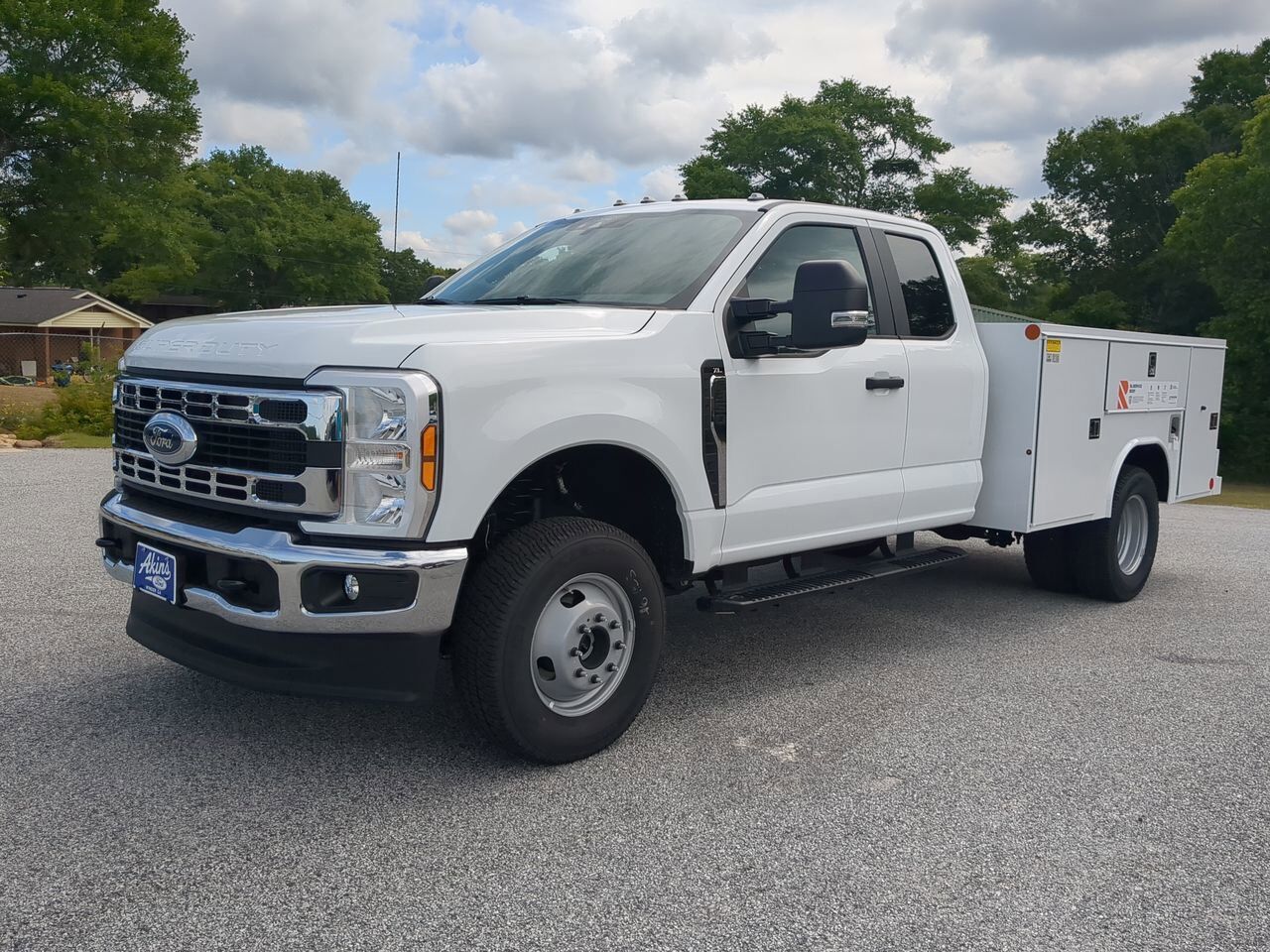 2025 Ford Super Duty F-350 DRW Service Body Winder GA