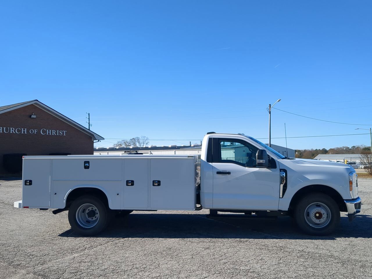 2025 Ford Super Duty F-350 DRW Service Body Winder GA