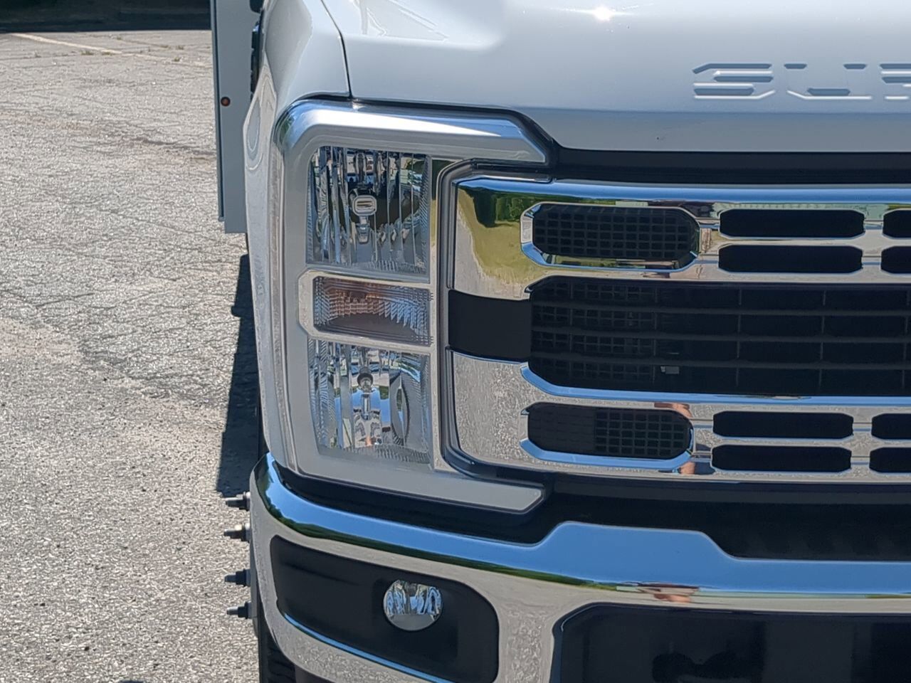 2025 Ford Super Duty F-350 DRW Service Body Winder GA