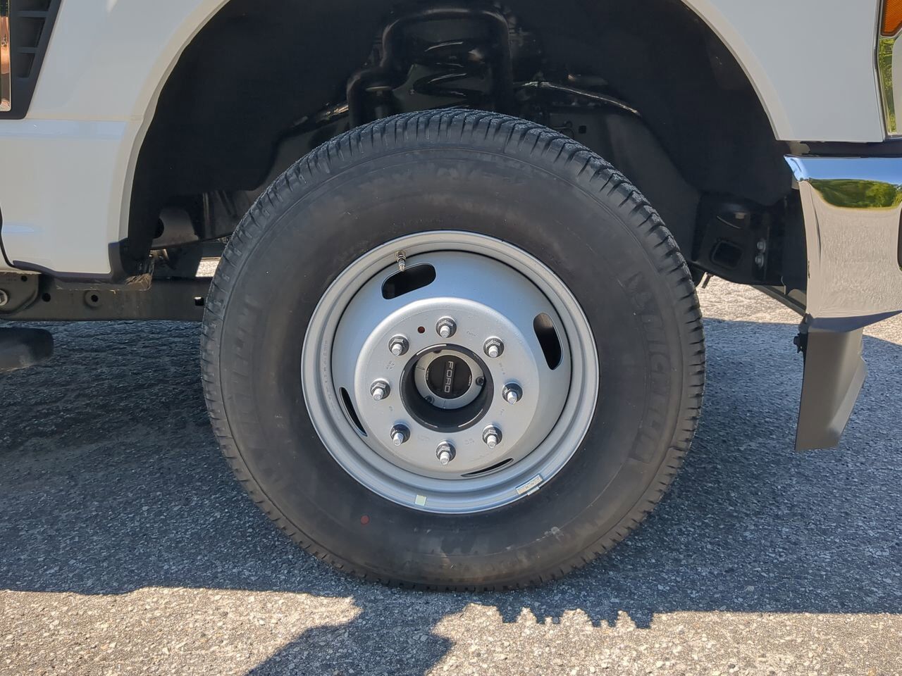 2025 Ford Super Duty F-350 DRW Service Body Winder GA