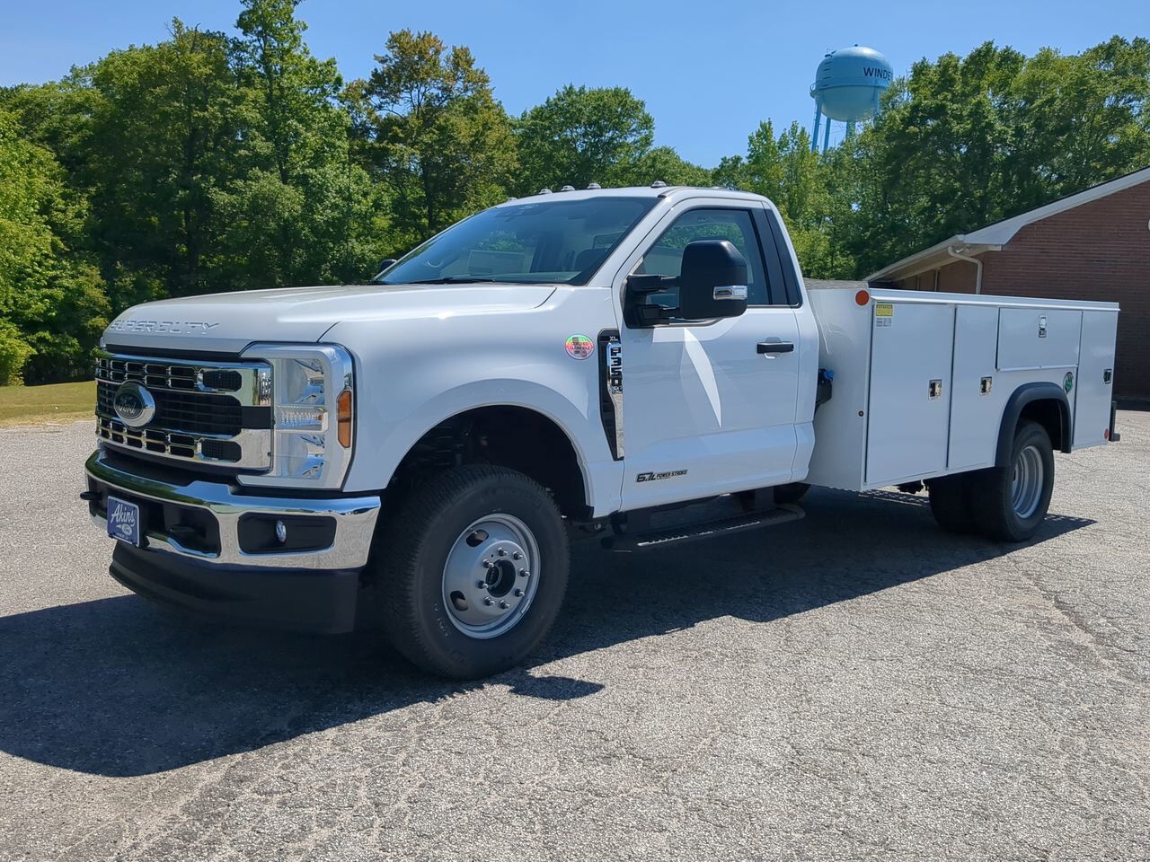 2025 Ford Super Duty F-350 DRW Service Body Winder GA