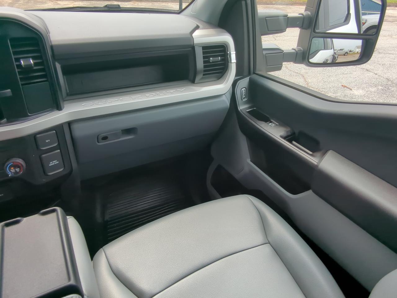 2025 Ford Super Duty F-350 DRW XL Appleton WI